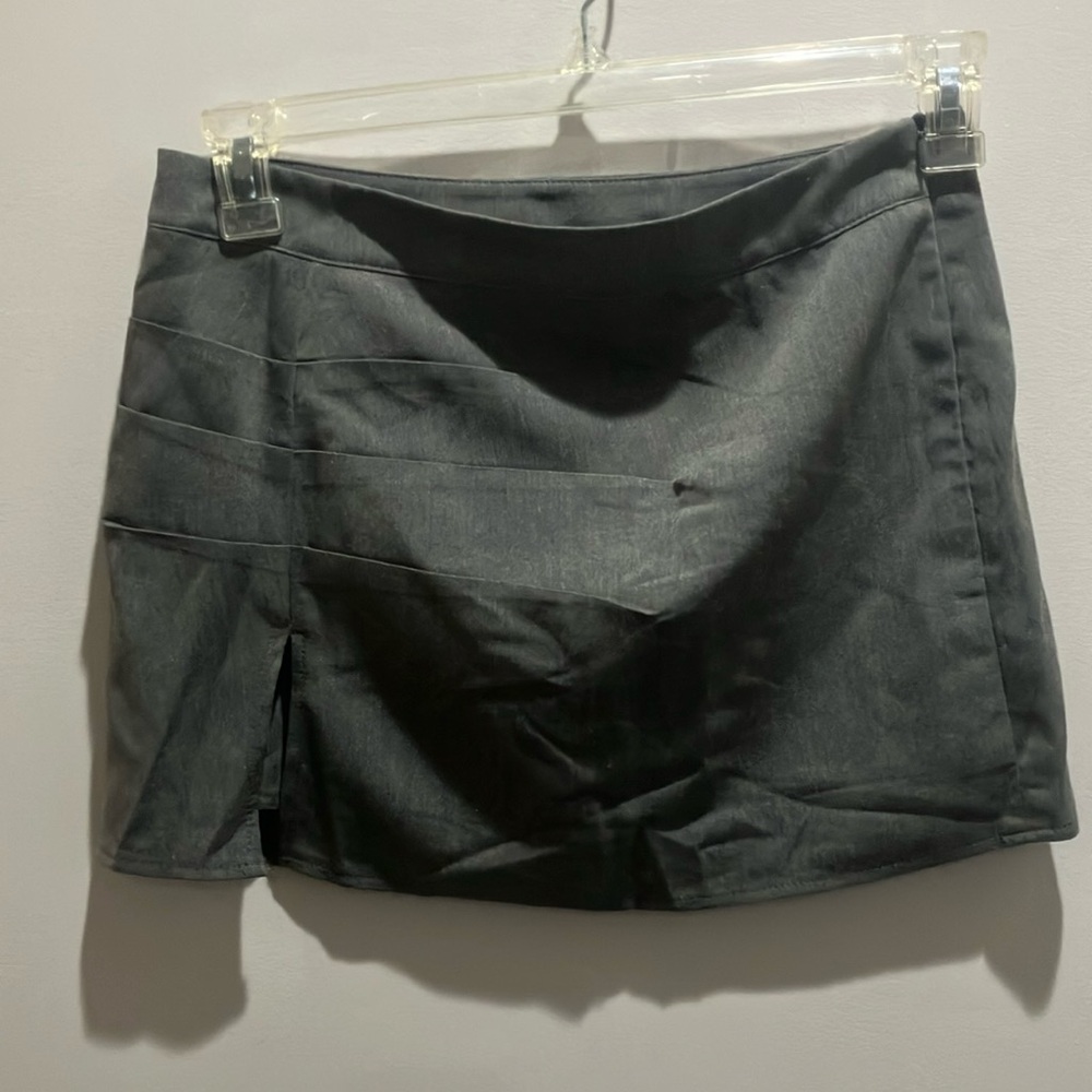 Chic Black Mini Skirt